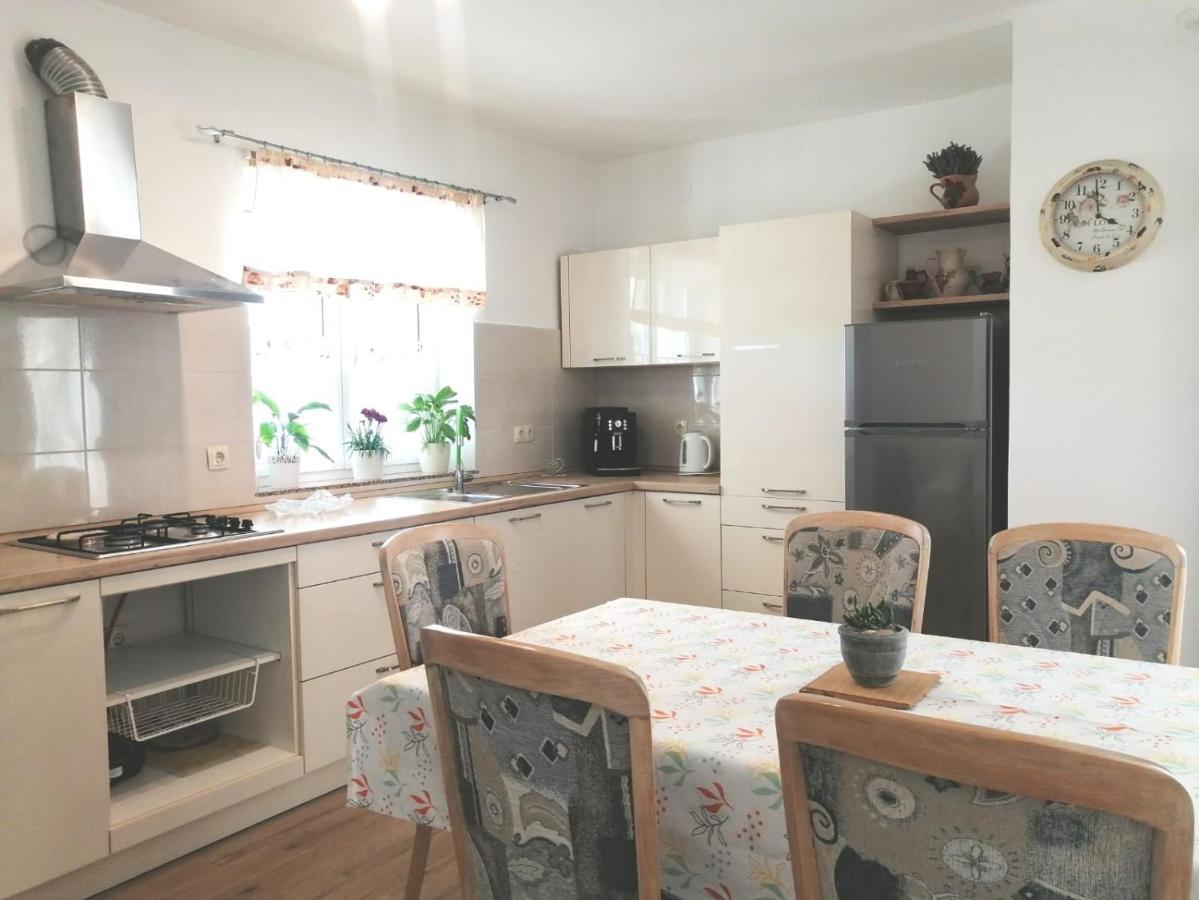 Lovely Sea View House In Malinska Island Krk Zewnętrze zdjęcie